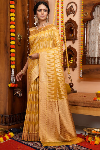 Incomparable Yellow Organza Silk Saree With Snappy Blouse Piece