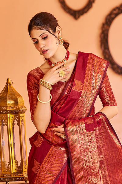 Entrancing Red Soft Banarasi Silk Saree With Refreshing Blouse Piece