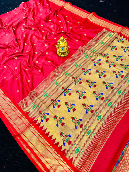 Deserving Red Paithani Silk Saree With Eye-catching Blouse Piece