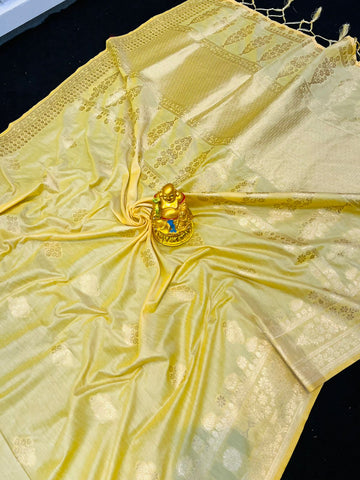 Felicitous Lemon Banarasi Silk Saree With Demure Blouse Piece