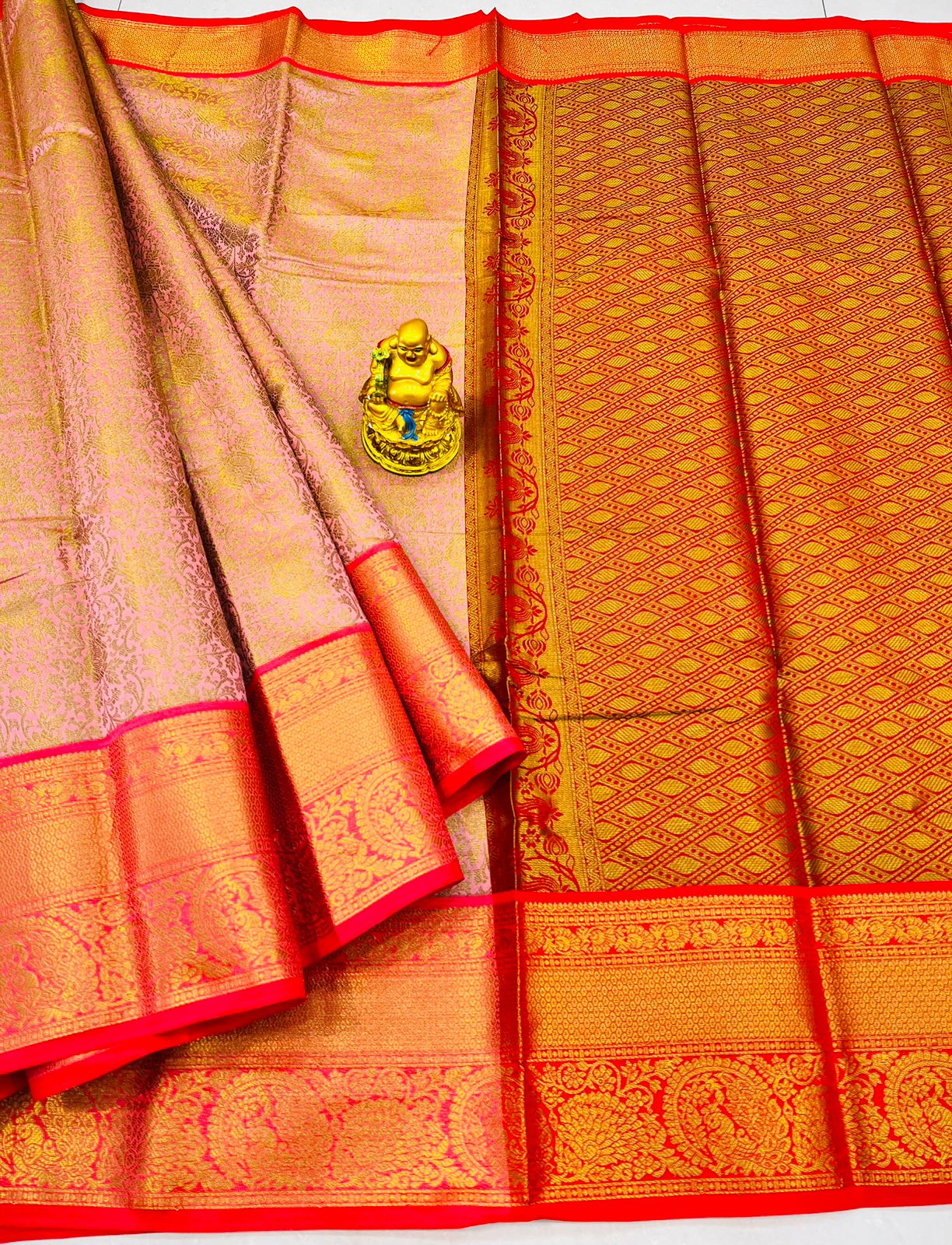 Unique Peach Kanjivaram Silk With Phenomenal Blouse Piece