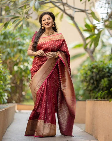 Desirable Maroon Soft Silk Saree With Ravishing Blouse Piece